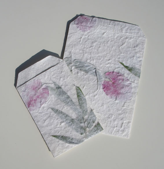 Handgeschöpfte Papiertüten mit Blumenmuster, VPE 100