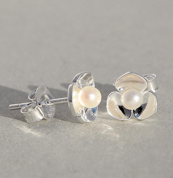 Silberohrstecker "Pearl Flower"