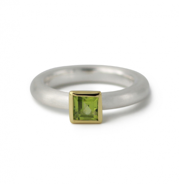 Silberring teilvergoldet mit Peridot | Strack big