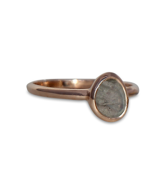 Silberring rosé vergoldet mit Labradorith | fine sparkle