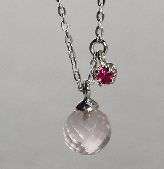 Collier mit Rosenquarz und Rubin