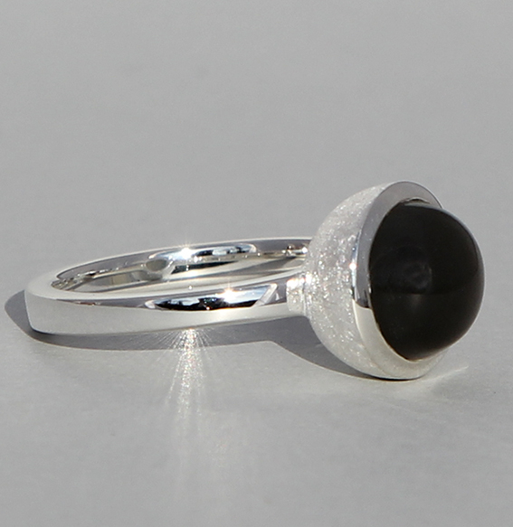 Silberring | Cup mit Mondstein grau